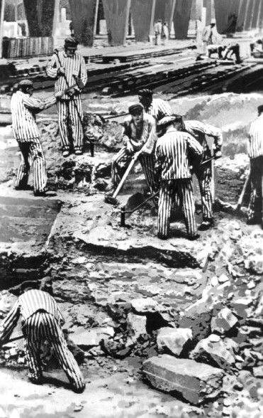 Sachsenhausen prisoners at forced labor